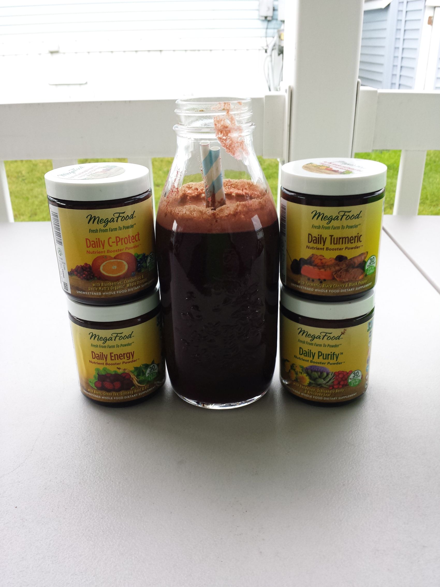 Tomato Vegetable Juice with Supplement Powders