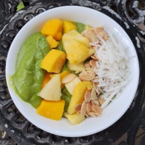 Tropicauliflower Smoothie Bowl