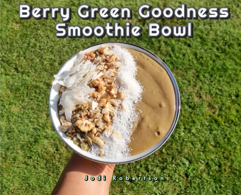 Berry Green Goodness Smoothie Bowl