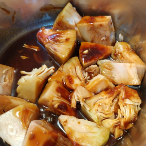 Jackfruit in Sauce