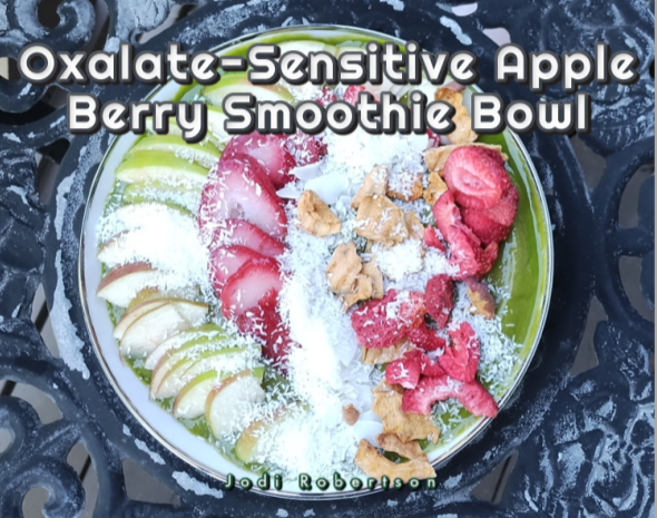 Oxalate-Sensitive Apple Berry Smoothie Bowl