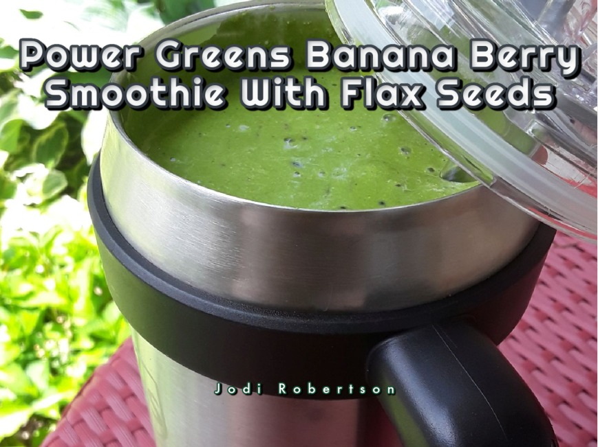 Power Greens Banana Berry Smoothie With Flax Seeds